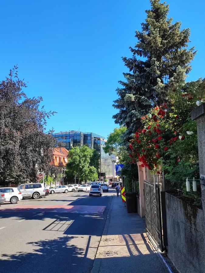 Studio Apartmani L'Art Zagreb Eksteriør billede